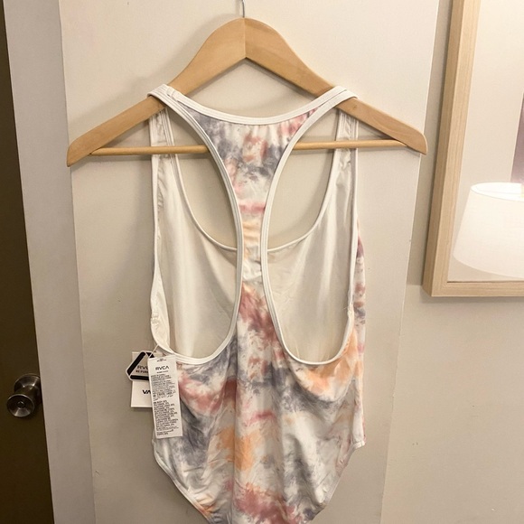 NWT RVCA One Piece - Picture 7 of 7